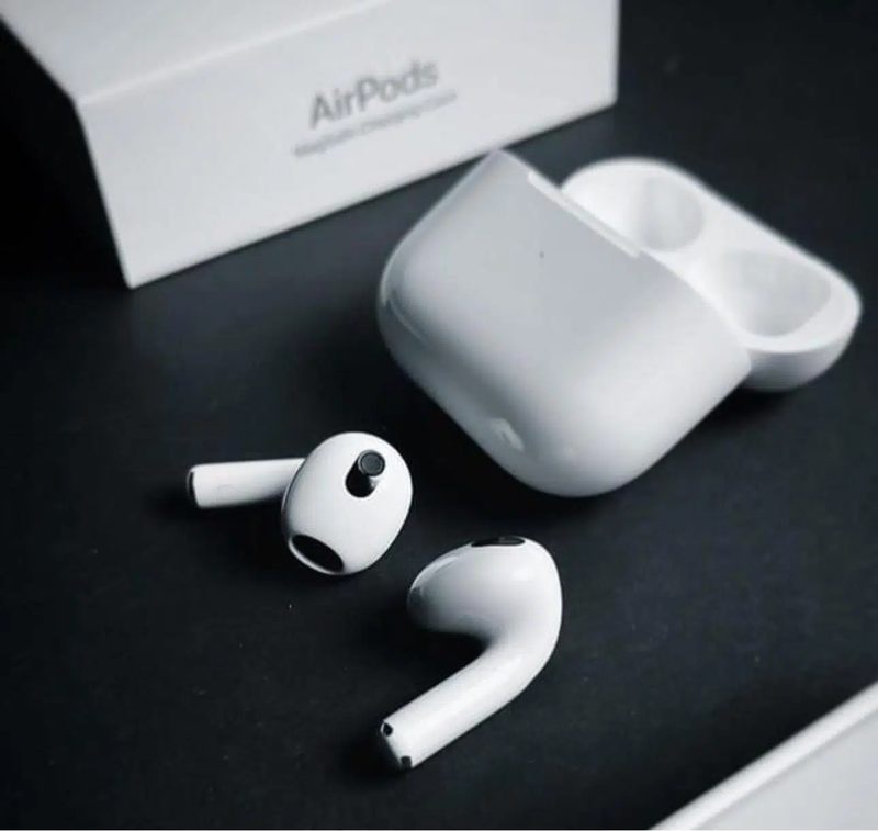 Airpods 3 — photo 2