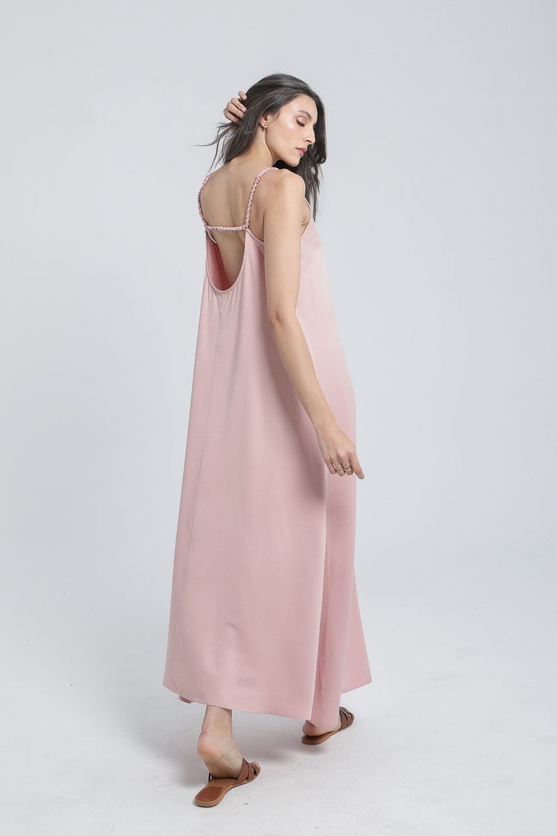 Robe longue évasée à bretelles en viscose — photo 6