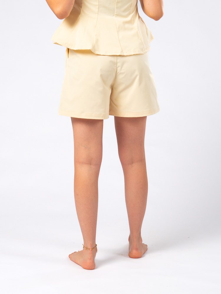 Alba Short Yellow — photo 3