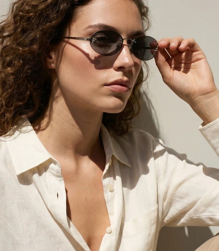 Lunette de Soleil Fendi FE4075US 12A — photo 4