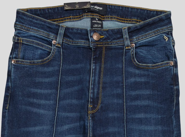 Jean femme taille haute coupe bootcut — photo 3